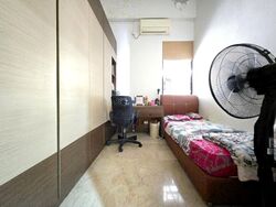 Onan Road (D15), Terrace #612757571